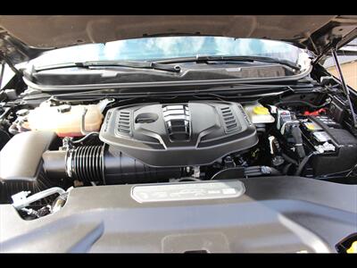 2024 Jeep Wagoneer L Series II - Photo 37 - Euless, TX 76040