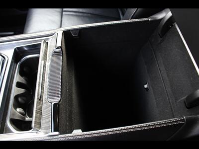 2024 Jeep Wagoneer L Series II - Photo 29 - Euless, TX 76040