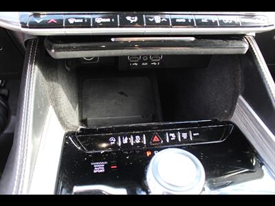 2024 Jeep Wagoneer L Series II - Photo 27 - Euless, TX 76040