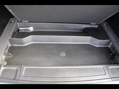 2024 Jeep Wagoneer L Series II - Photo 11 - Euless, TX 76040