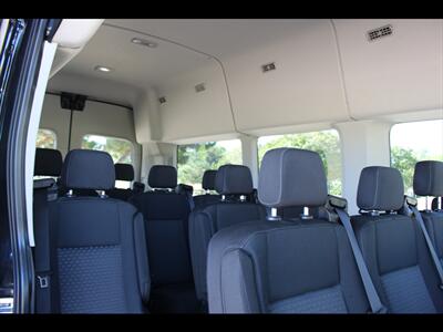 2022 Ford Transit 350 HD XLT   - Photo 14 - Euless, TX 76040