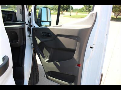 2023 Ford Transit 250   - Photo 17 - Euless, TX 76040