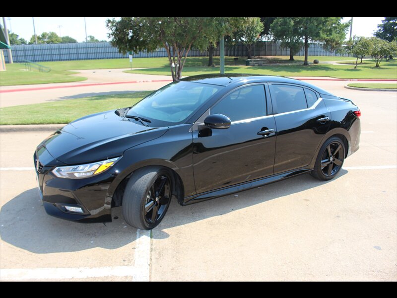 2022 Nissan Sentra SR  