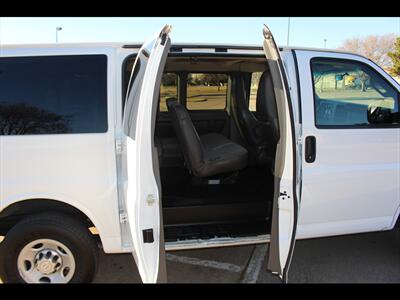 2017 Chevrolet Express LS 2500   - Photo 14 - Euless, TX 76040