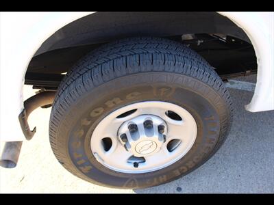 2017 Chevrolet Express LS 2500   - Photo 28 - Euless, TX 76040