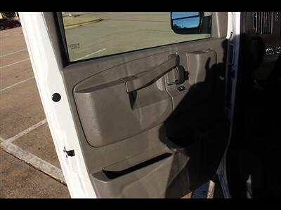 2017 Chevrolet Express LS 2500   - Photo 21 - Euless, TX 76040