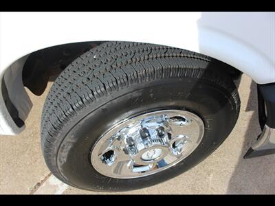2018 Chevrolet Express LS 2500   - Photo 35 - Euless, TX 76040