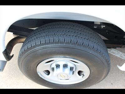 2025 Chevrolet Express LS 3500   - Photo 28 - Euless, TX 76040