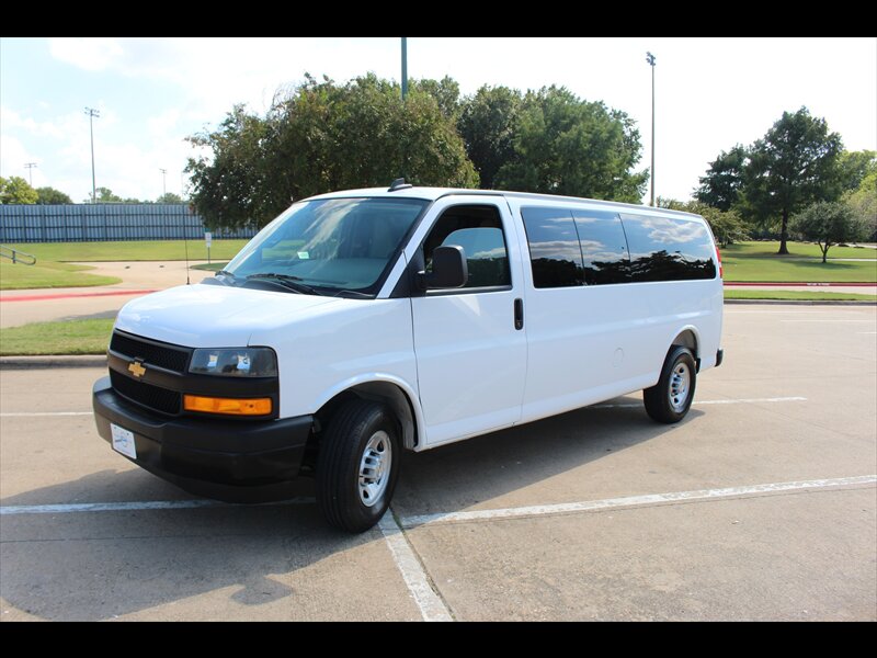 2025 Chevrolet Express LS 3500  