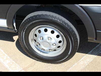 2023 Ford Transit 250   - Photo 22 - Euless, TX 76040