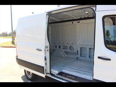 2024 Ford Transit 250 - Photo 13 - Euless, TX 76040
