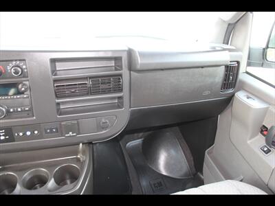 2024 Chevrolet Express LT 3500   - Photo 19 - Euless, TX 76040
