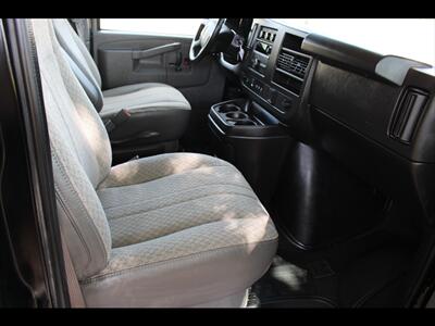 2023 Chevrolet Express LS 3500   - Photo 18 - Euless, TX 76040