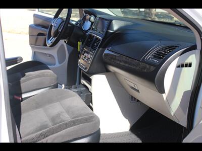 2017 Dodge Grand Caravan SE - Photo 24 - Euless, TX 76040