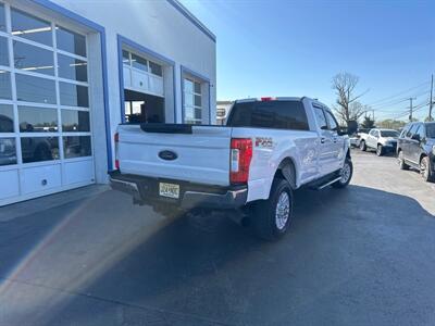 2017 Ford F-350 Super Duty XL   - Photo 7 - West Chester, PA 19382