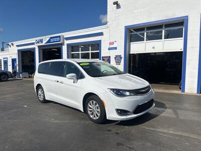 2018 Chrysler Pacifica Touring Plus   - Photo 4 - West Chester, PA 19382