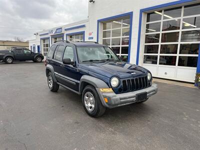 2005 Jeep Liberty Sport   - Photo 5 - West Chester, PA 19382