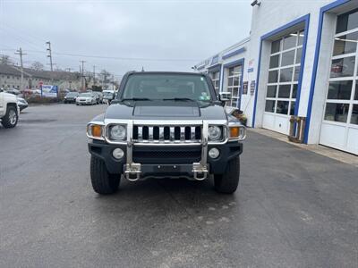 2009 Hummer H3T   - Photo 2 - West Chester, PA 19382