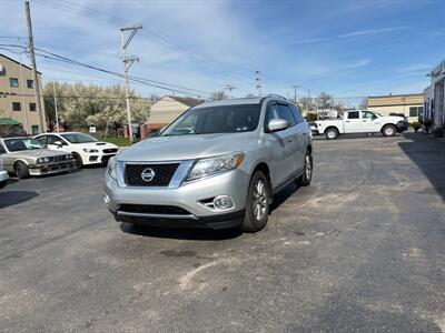 2015 Nissan Pathfinder S   - Photo 2 - West Chester, PA 19382
