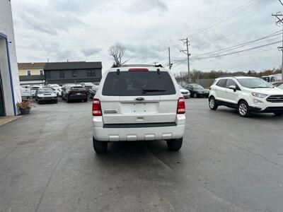 2011 Ford Escape XLT   - Photo 8 - West Chester, PA 19382