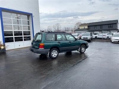 2000 Subaru Forester L   - Photo 7 - West Chester, PA 19382