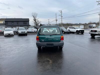 2000 Subaru Forester L   - Photo 8 - West Chester, PA 19382