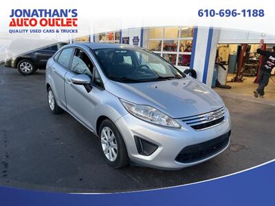 2013 Ford Fiesta SE   - Photo 1 - West Chester, PA 19382