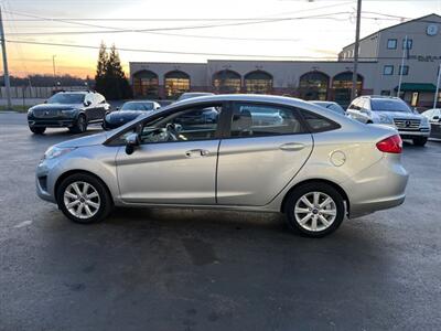 2013 Ford Fiesta SE   - Photo 8 - West Chester, PA 19382