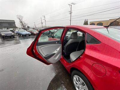 2015 Hyundai ACCENT GLS   - Photo 17 - West Chester, PA 19382