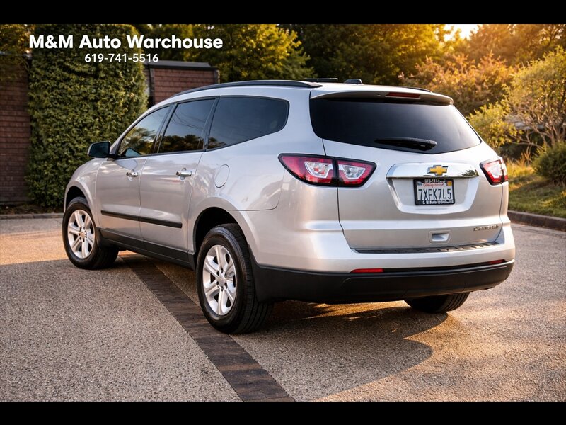 2016 Chevrolet Traverse LS - Photo 5 - San Diego, CA 92115