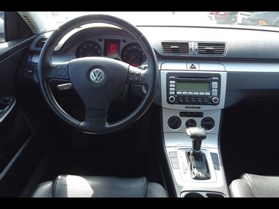 2009 Volkswagen Passat Komfort   - Photo 15 - San Diego, CA 92115