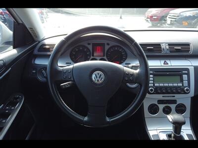 2009 Volkswagen Passat Komfort   - Photo 13 - San Diego, CA 92115