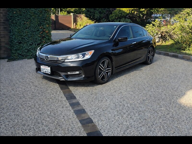 2017 Honda Accord Sport   - Photo 1 - San Diego, CA 92115