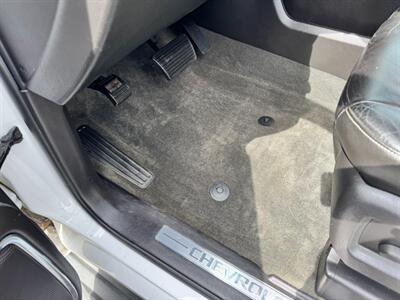 2015 Chevrolet Suburban LT - Photo 24 - Rockaway, NJ 07866