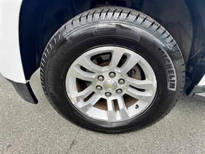 2015 Chevrolet Suburban LT - Photo 14 - Rockaway, NJ 07866