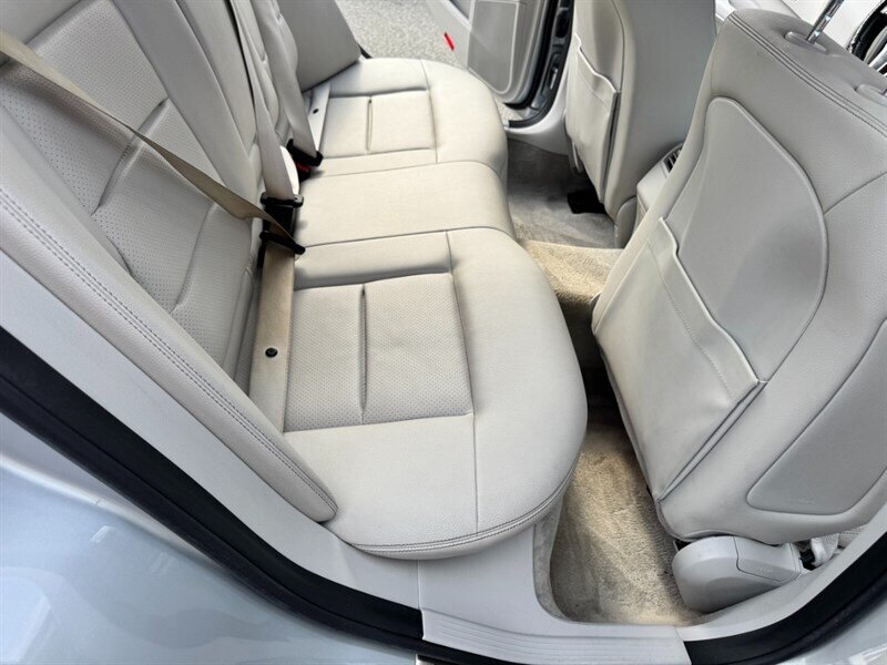 2016 Mercedes-Benz E 350 4MATIC - Photo 45 - Rockaway, NJ 07866