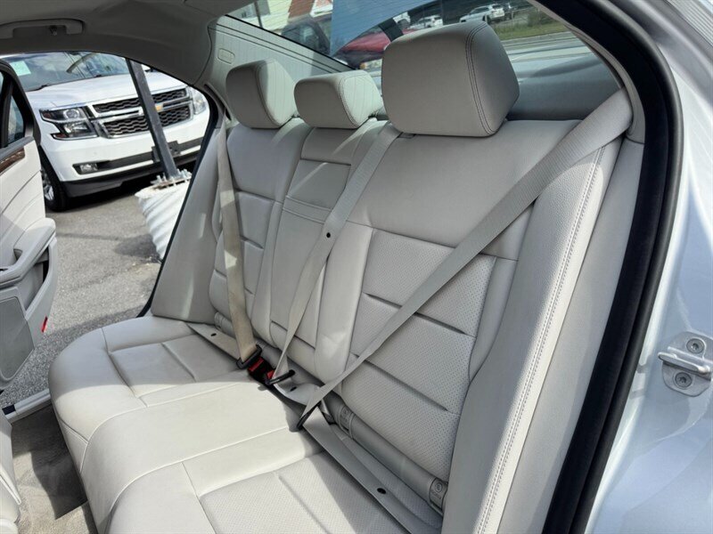 2016 Mercedes-Benz E 350 4MATIC - Photo 39 - Rockaway, NJ 07866