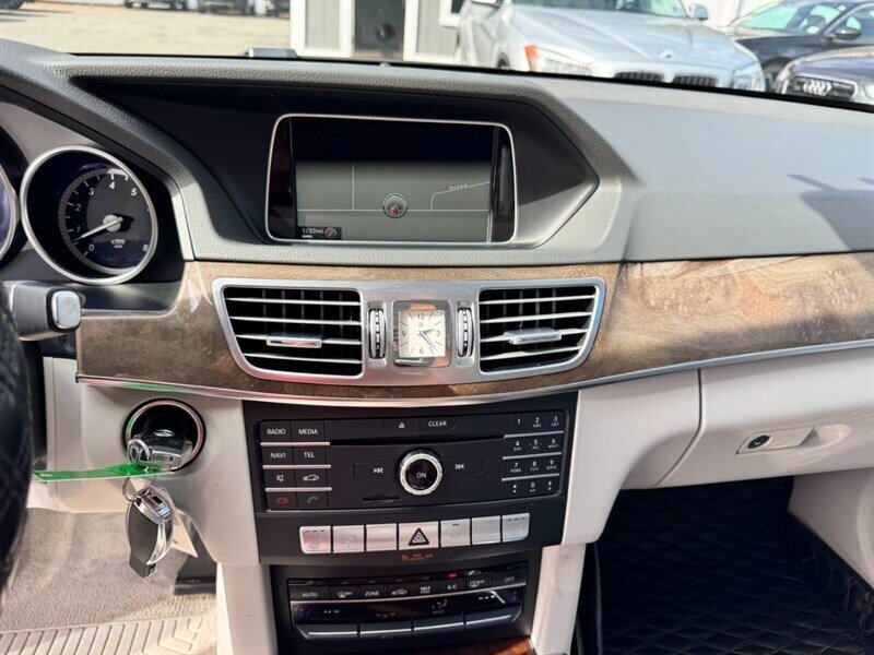 2016 Mercedes-Benz E 350 4MATIC - Photo 27 - Rockaway, NJ 07866