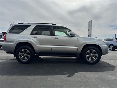 2008 Toyota 4Runner Limited  4WD LOW MILES ONE OWNER - Photo 4 - San Diego, CA 92121-2523