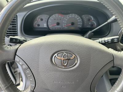 2004 Toyota Sequoia Limited  4WD ONE OWNER NEW TIMING BELT IMMACULATE - Photo 10 - San Diego, CA 92121-2523