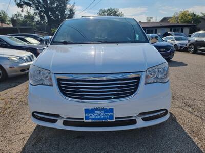 2014 Chrysler Town & Country Touring-L - Photo 3 - Cincinnati, OH 45231