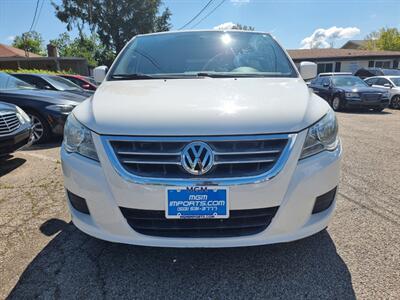 2011 Volkswagen Routan SE - Photo 3 - Cincinnati, OH 45231