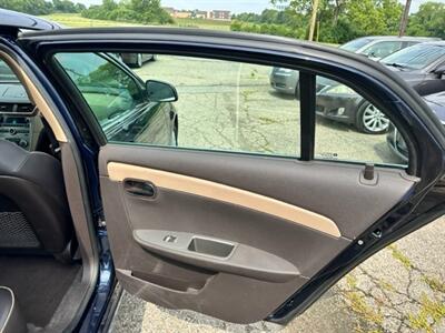 2011 Chevrolet Malibu LTZ - Photo 21 - Cincinnati, OH 45231