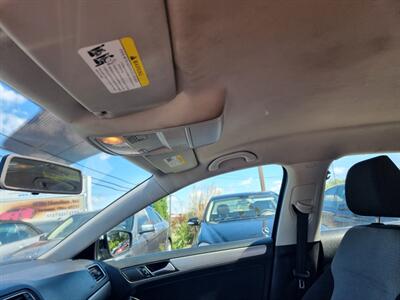 2017 Volkswagen Jetta 1.4T S - Photo 17 - Cincinnati, OH 45231