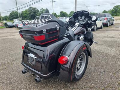 2011 HARLEY DAVIDSON Tri glide ultra classic   - Photo 8 - Cincinnati, OH 45231