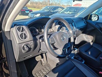 2014 Volkswagen Tiguan SE 4Motion   - Photo 9 - Cincinnati, OH 45231