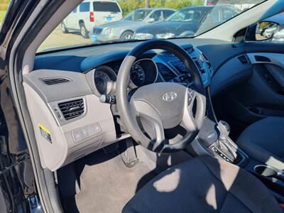 2015 Hyundai ELANTRA SE   - Photo 9 - Cincinnati, OH 45231