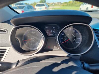 2015 Hyundai ELANTRA SE   - Photo 13 - Cincinnati, OH 45231