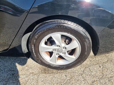 2015 Hyundai ELANTRA SE   - Photo 34 - Cincinnati, OH 45231