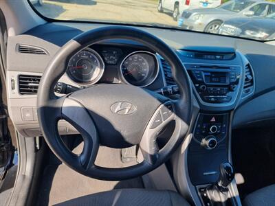 2015 Hyundai ELANTRA SE   - Photo 12 - Cincinnati, OH 45231